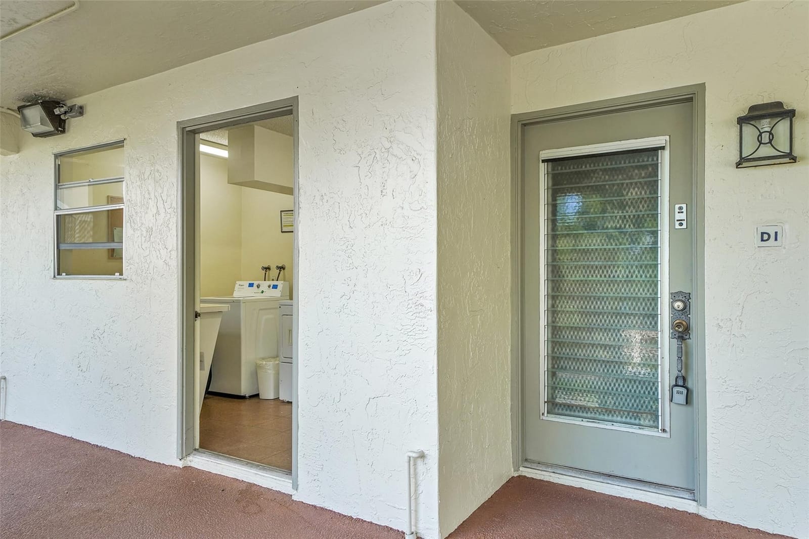 2612 Nassau Bend D1 — photo 9