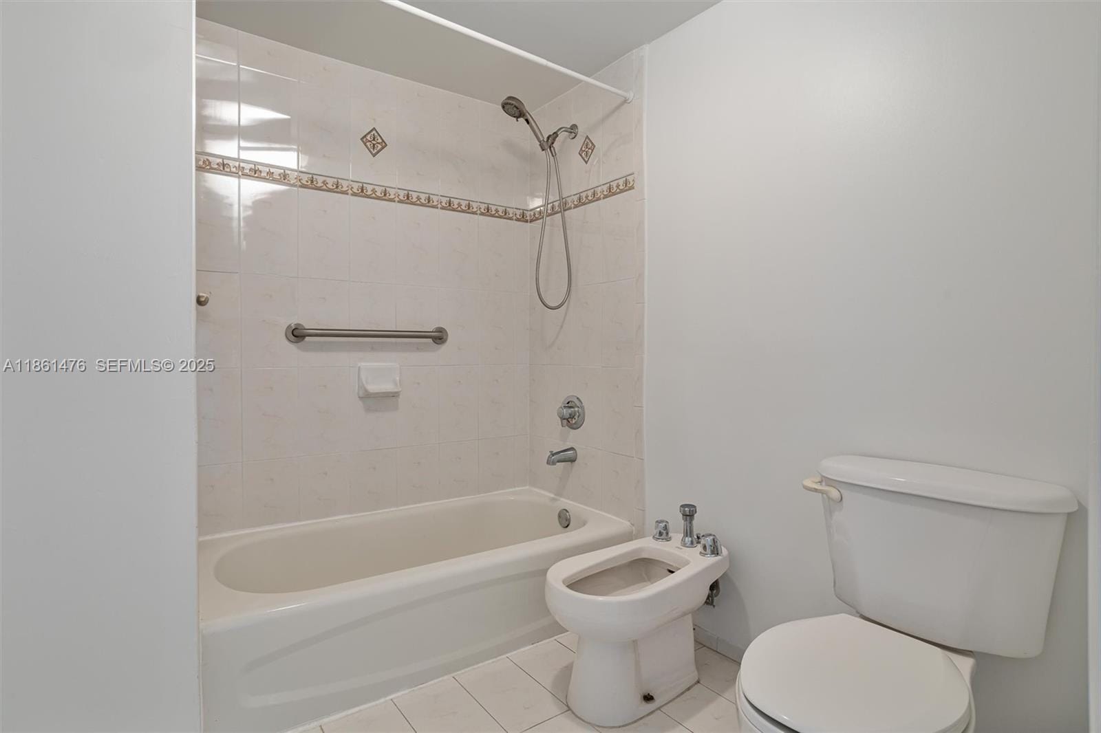 9340 Fontainebleau Boulevard W505 — photo 7