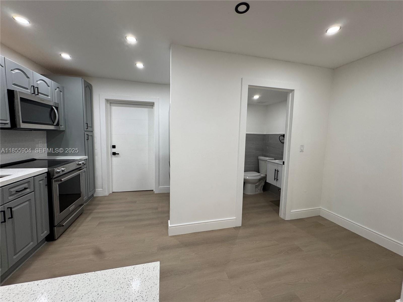 3301 NW 13th Terrace 3301, Miami, FL 33125 photo 8