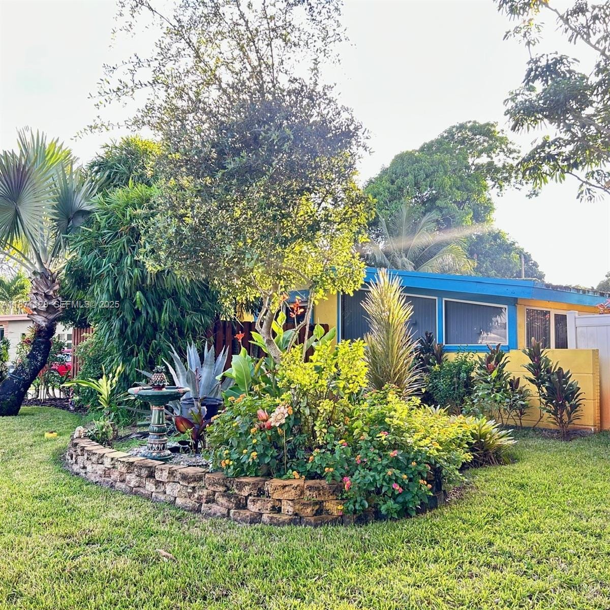 881 SW 49th Terrace, Plantation, FL 33317