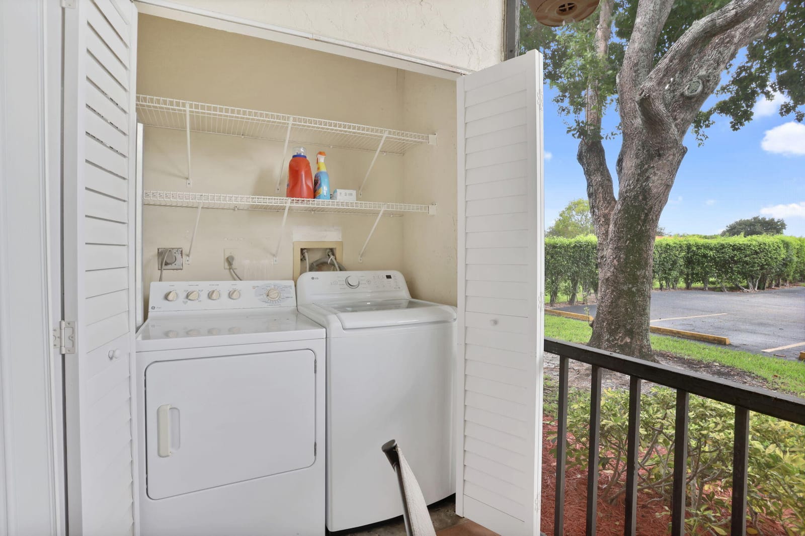 9810 Pineapple Tree Drive 111 — photo 4