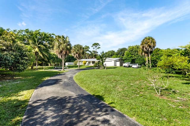 5200 Club Road, Haverhill Riding Estates, Haverhill, FL