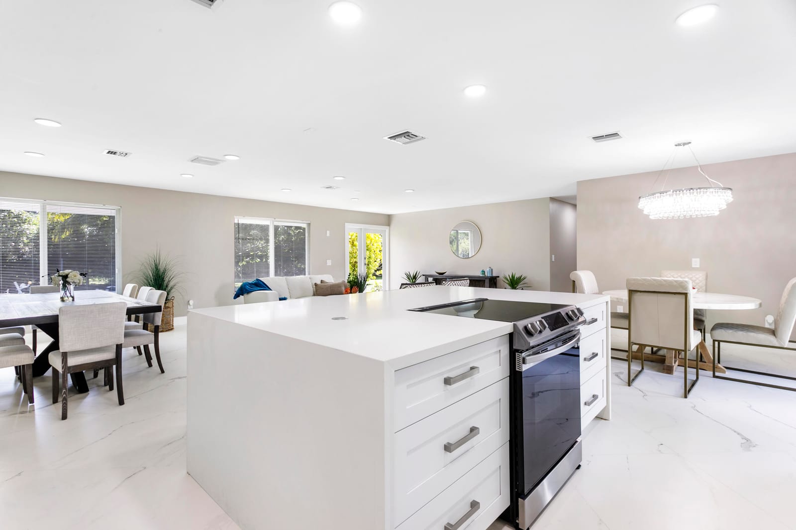 5200 Club Road — photo 9