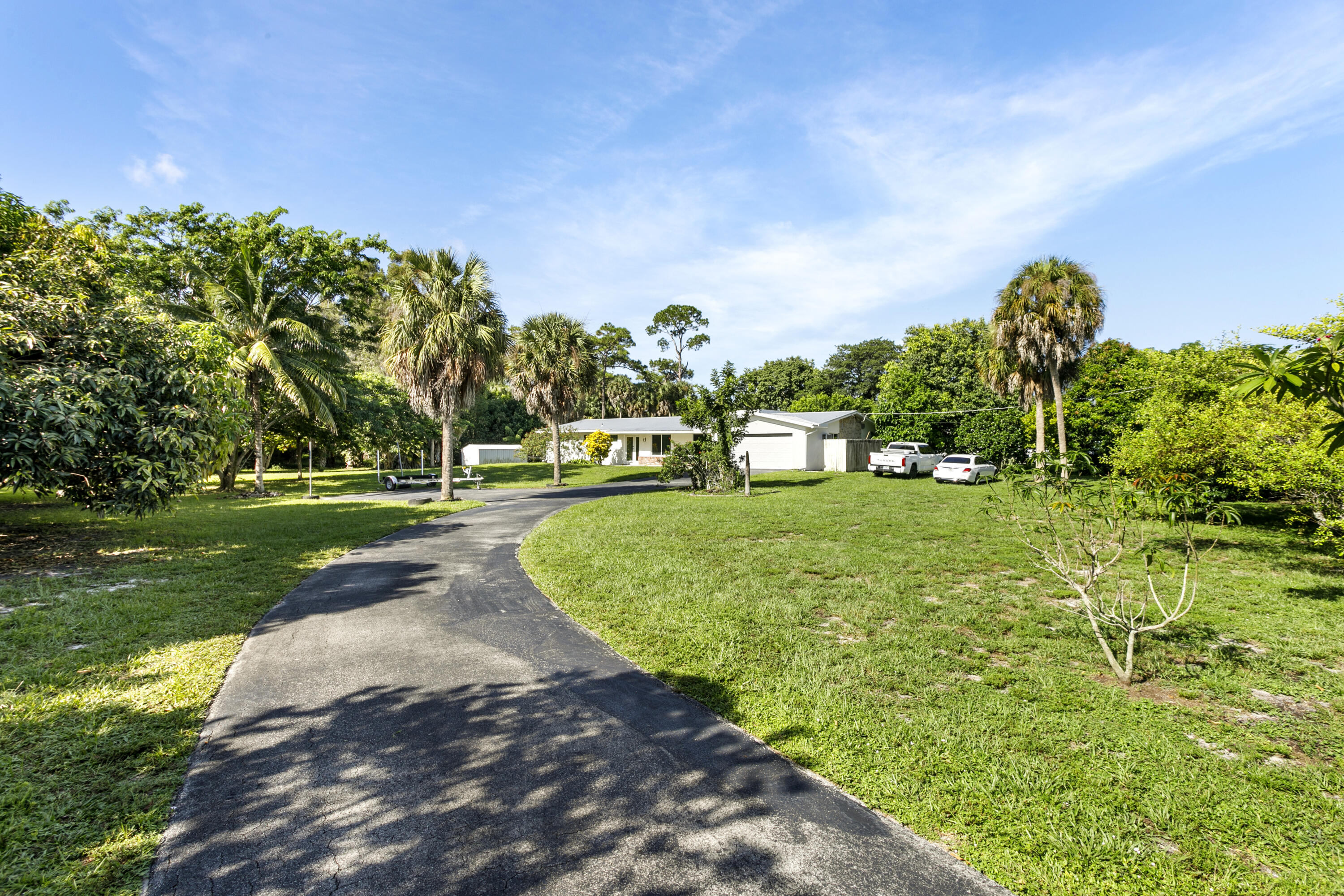5200 Club Road, Haverhill, FL 33415, Haverhill
