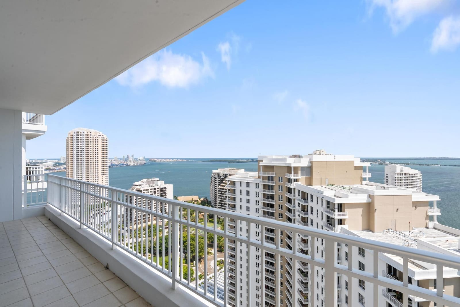 801 Brickell Key Boulevard 2903 — photo 2