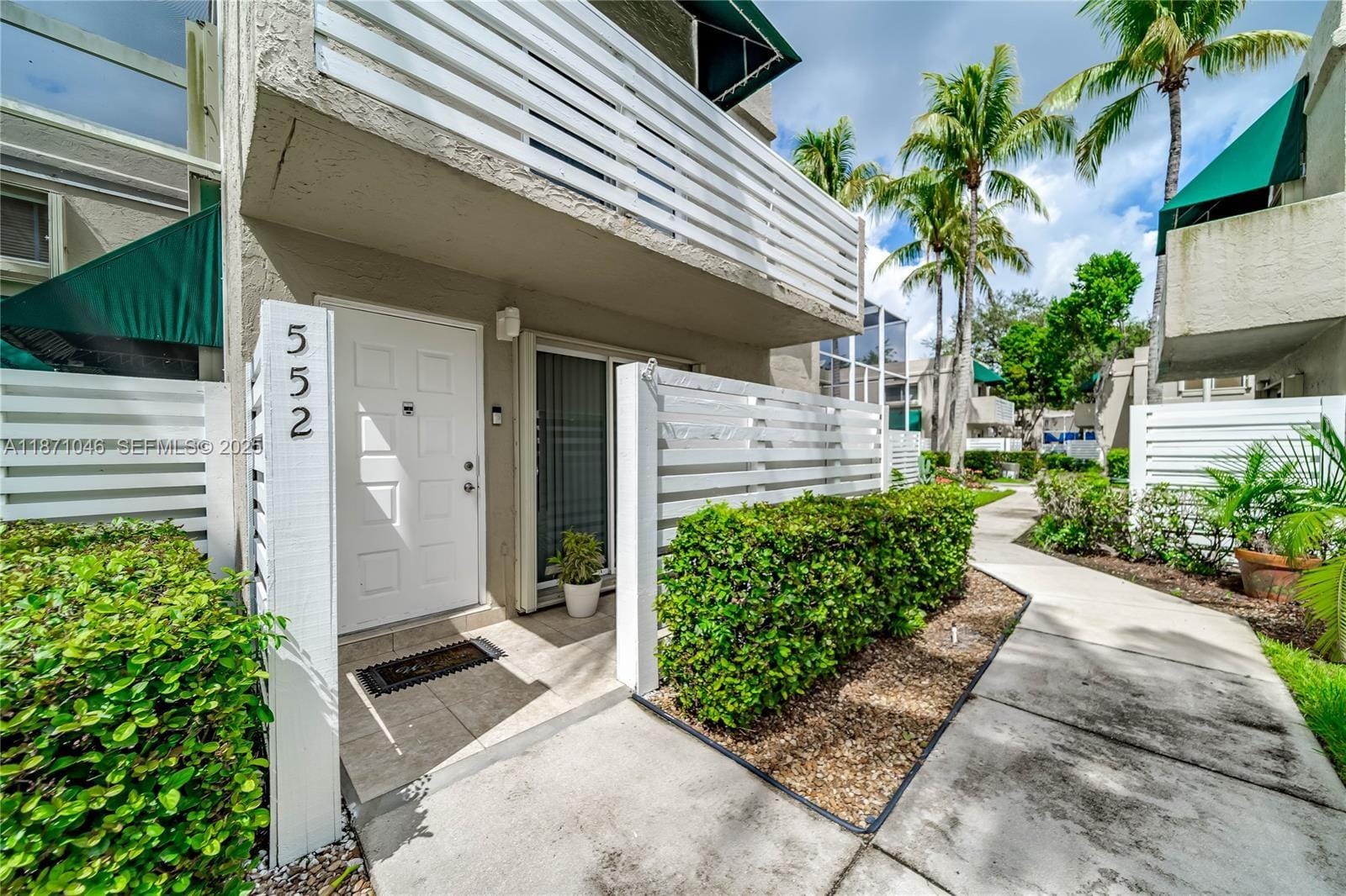 552 NW 98th Avenue, Plantation, FL 33324 photo 2