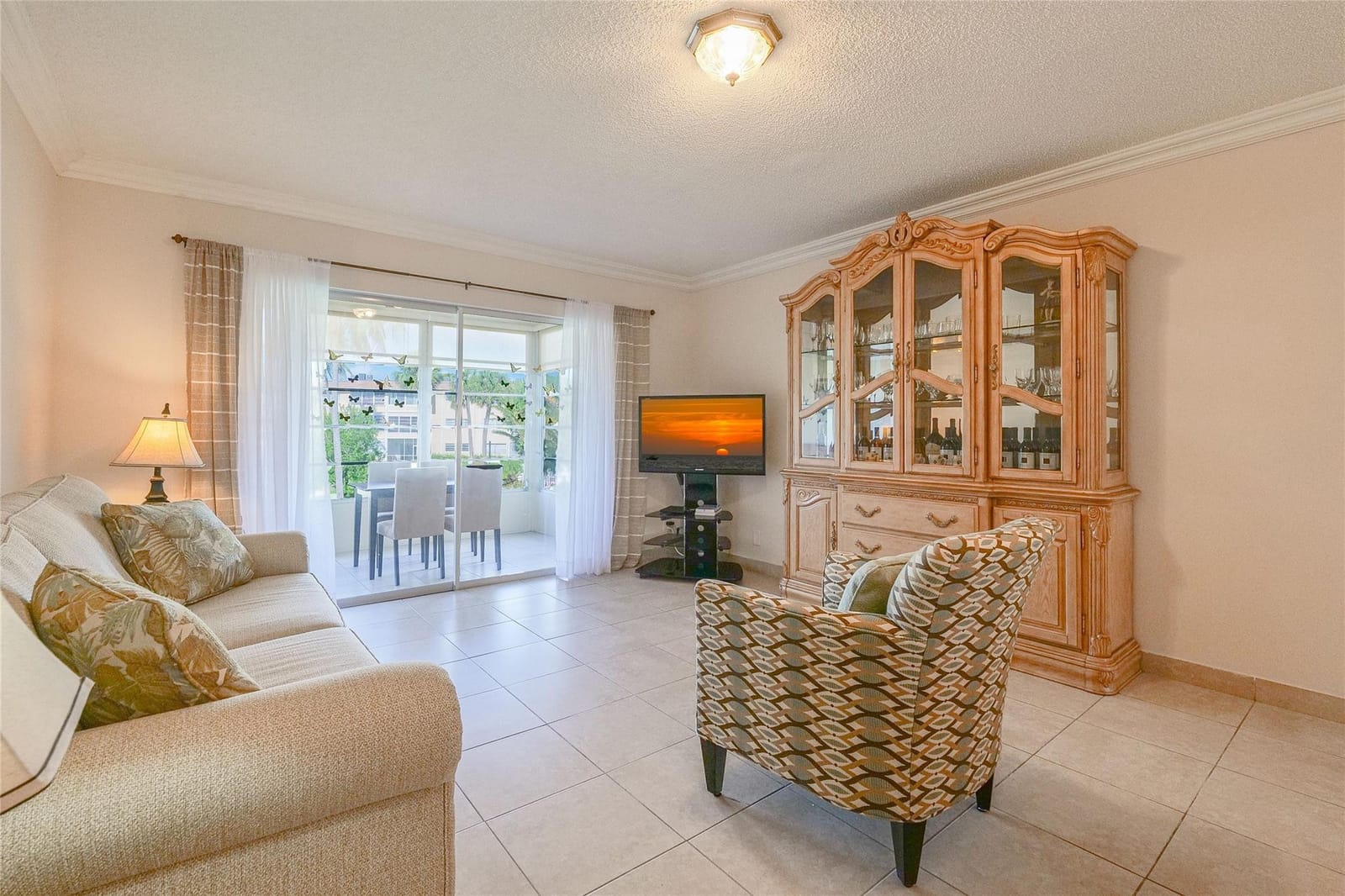 5071 W Oakland Park Boulevard 204, Lauderdale Lakes, FL 33313 photo 9