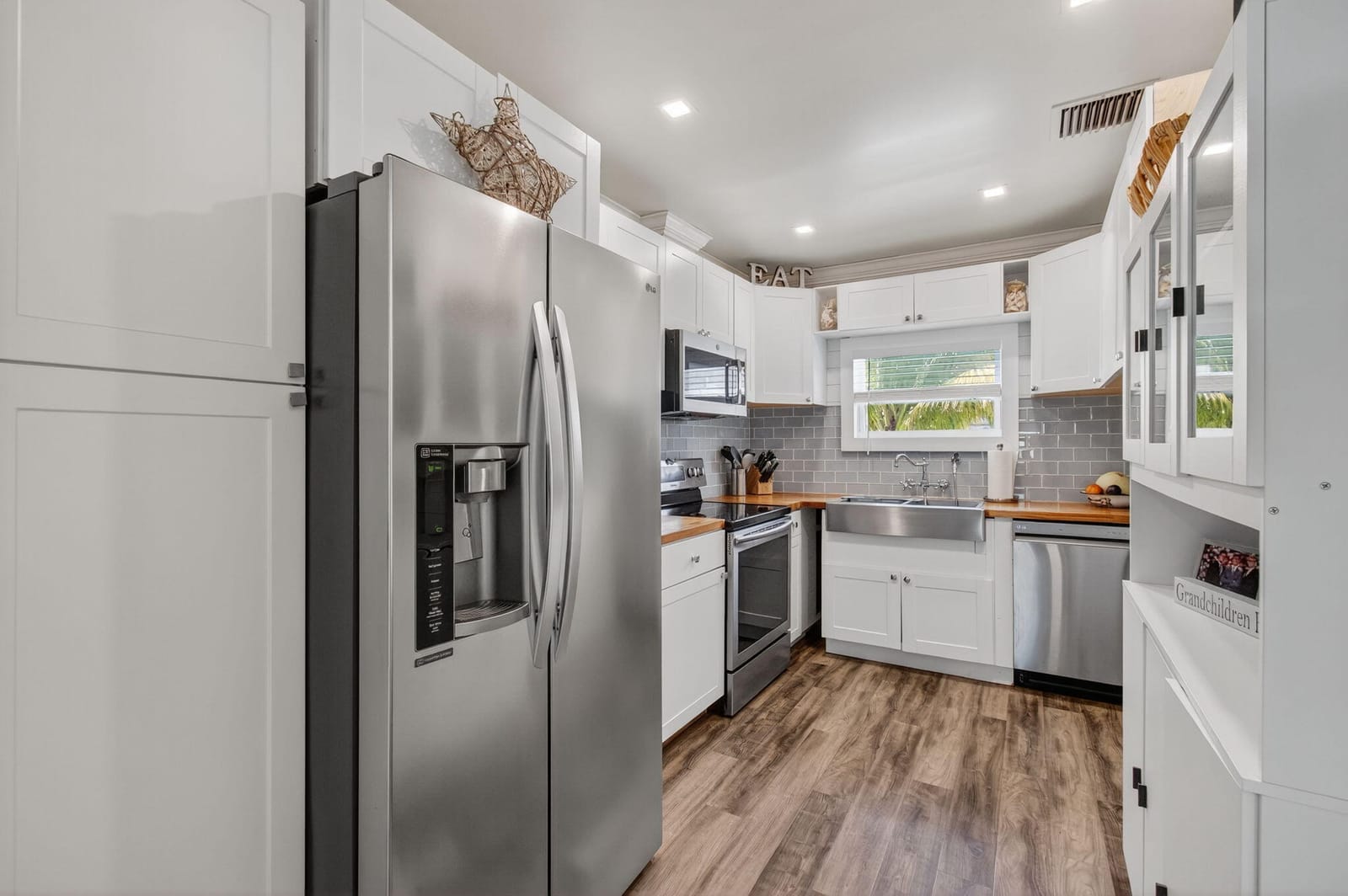 402 S B Street — photo 10