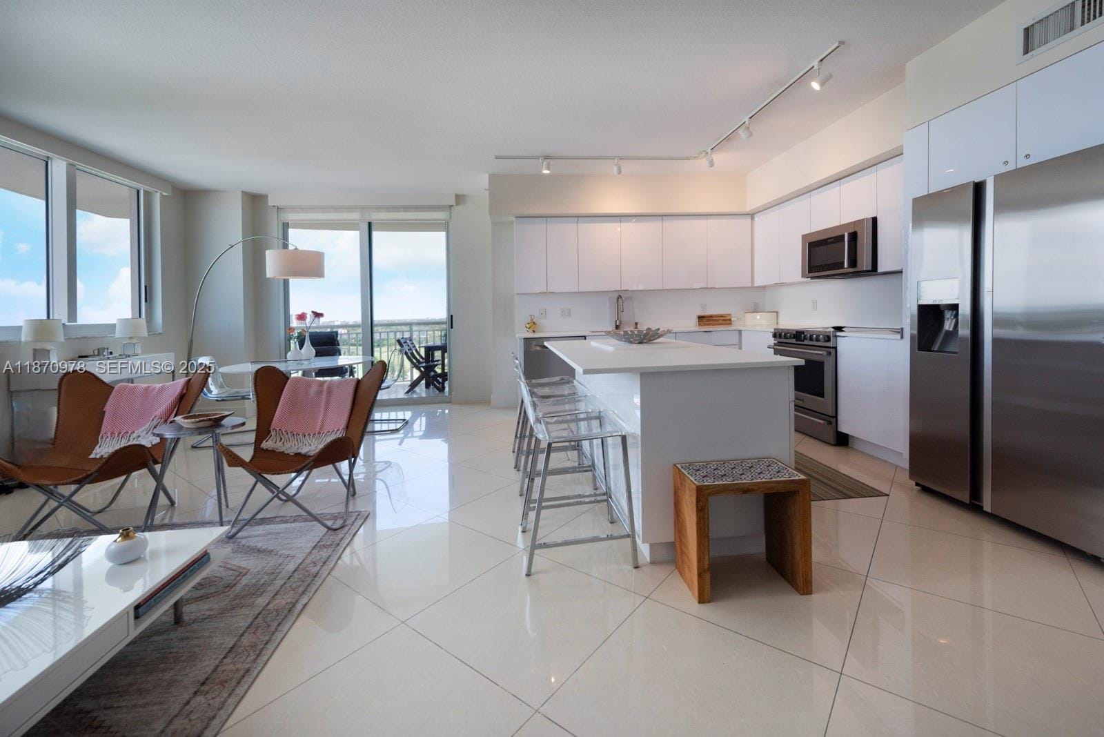 1755 E Hallandale Beach Boulevard 1502E, Hallandale Beach, FL 33009 photo 1