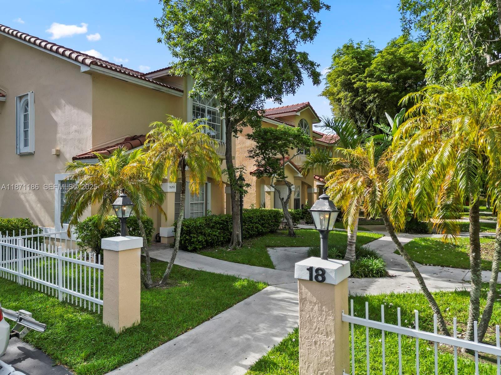 15293 SW 111th Street, Miami, FL 33196 photo 9
