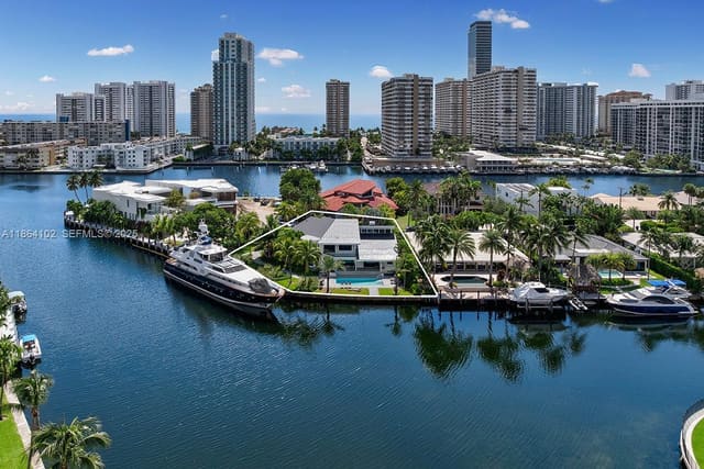 500 Palm Drive, sold in Golden Isles Sec A Rev Pl, Hallandale Beach, FL