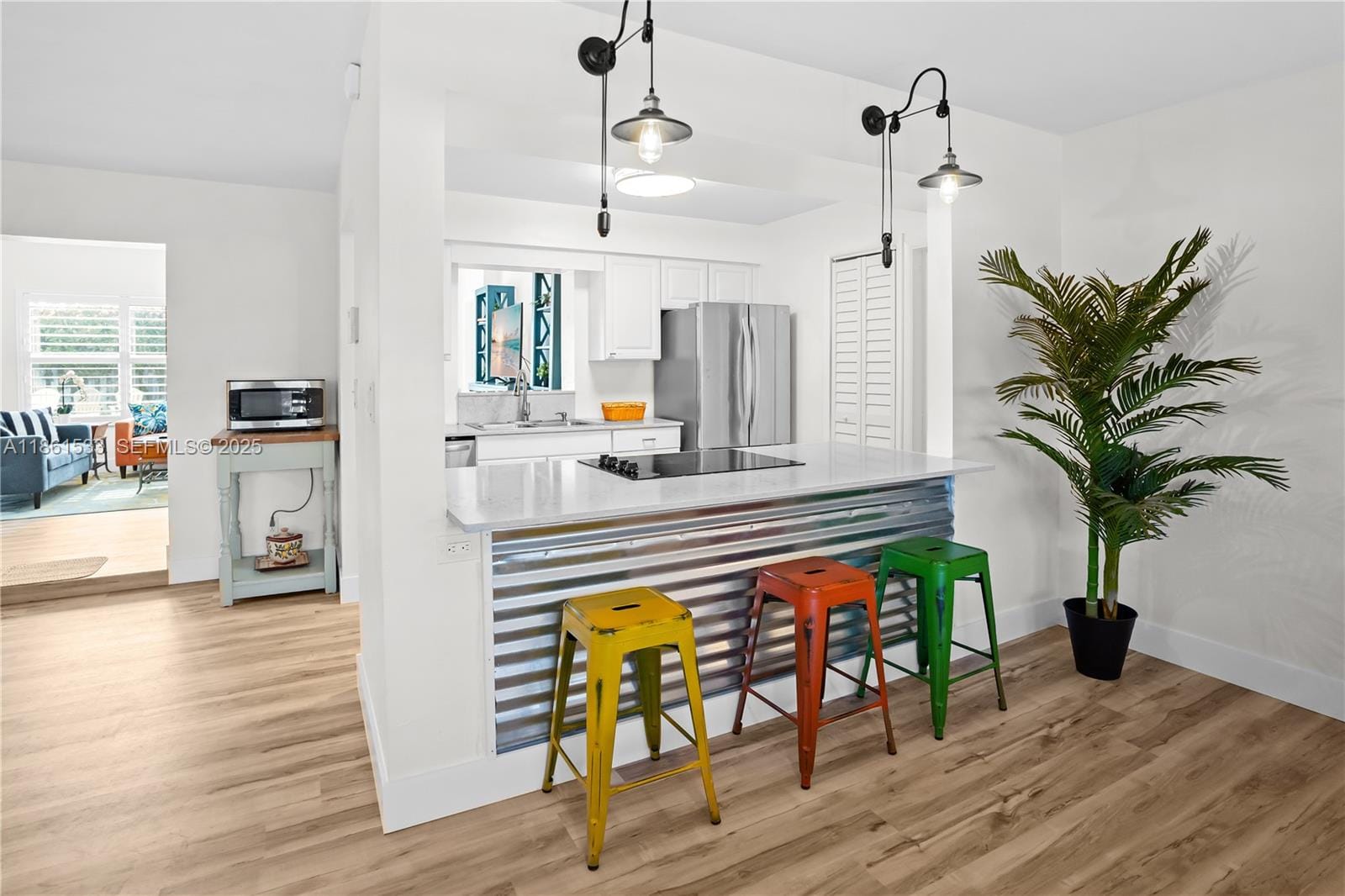 605 SE 8th Avenue, Deerfield Beach, FL 33441 photo 9