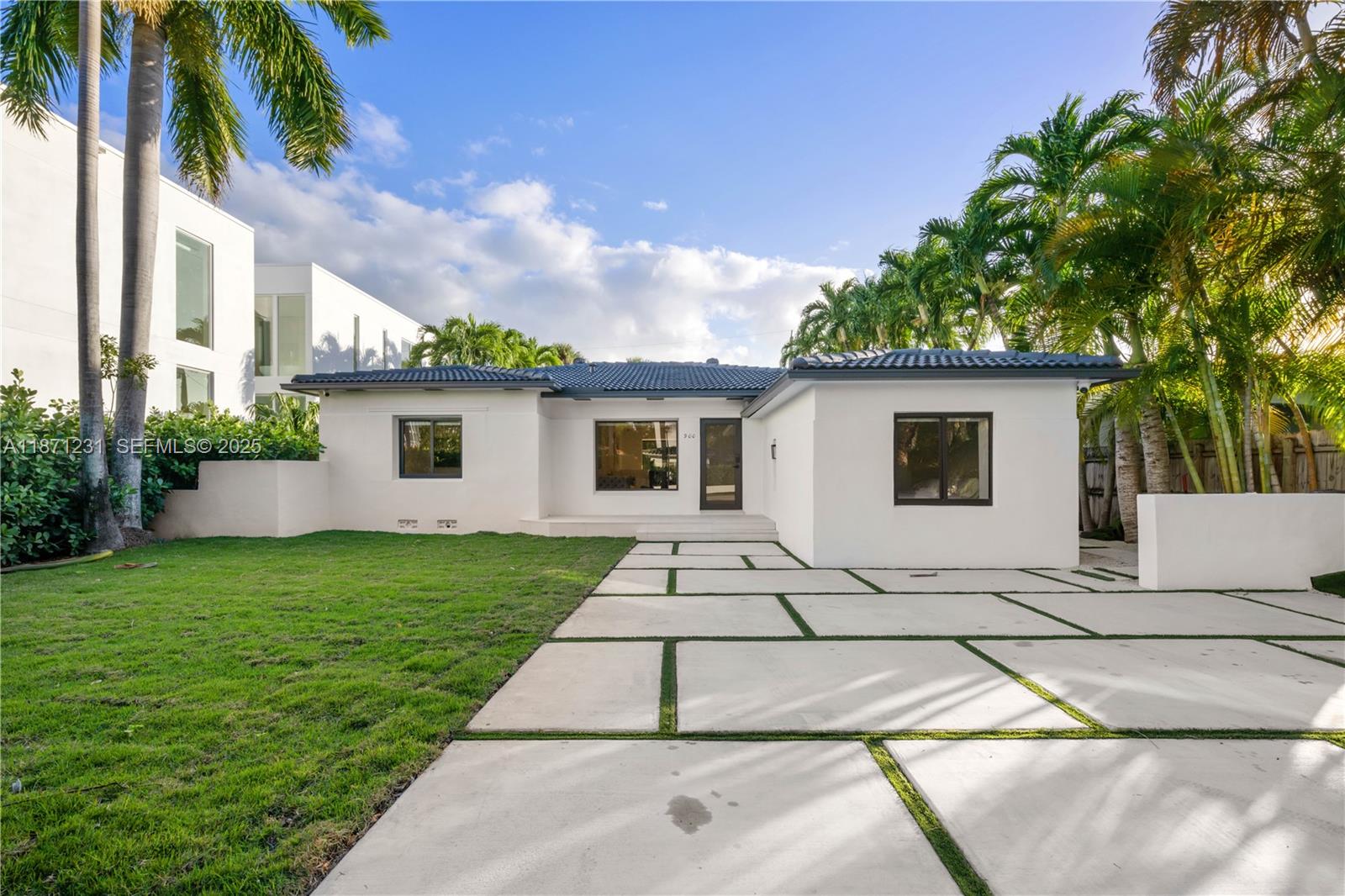 900 W 47th Court, Miami Beach, FL 33140, Miami Beach