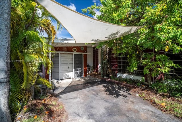 9241 Marine Drive, Cutler Bay, FL 33189