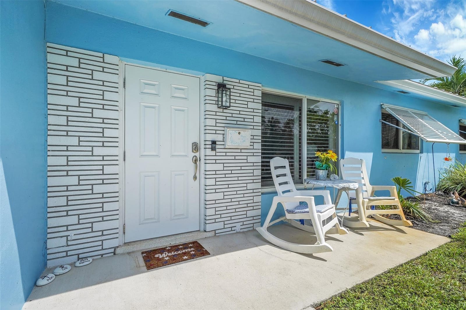 161 SE 8th Street, Pompano Beach, FL 33060 photo 2