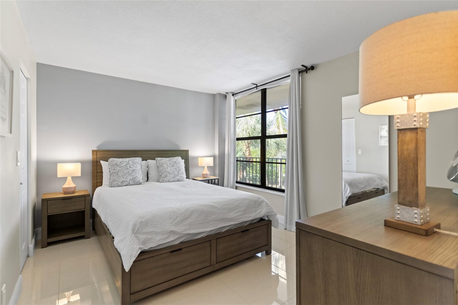 16 Royal Palm Way 302, Boca Raton, FL 33432 photo 24