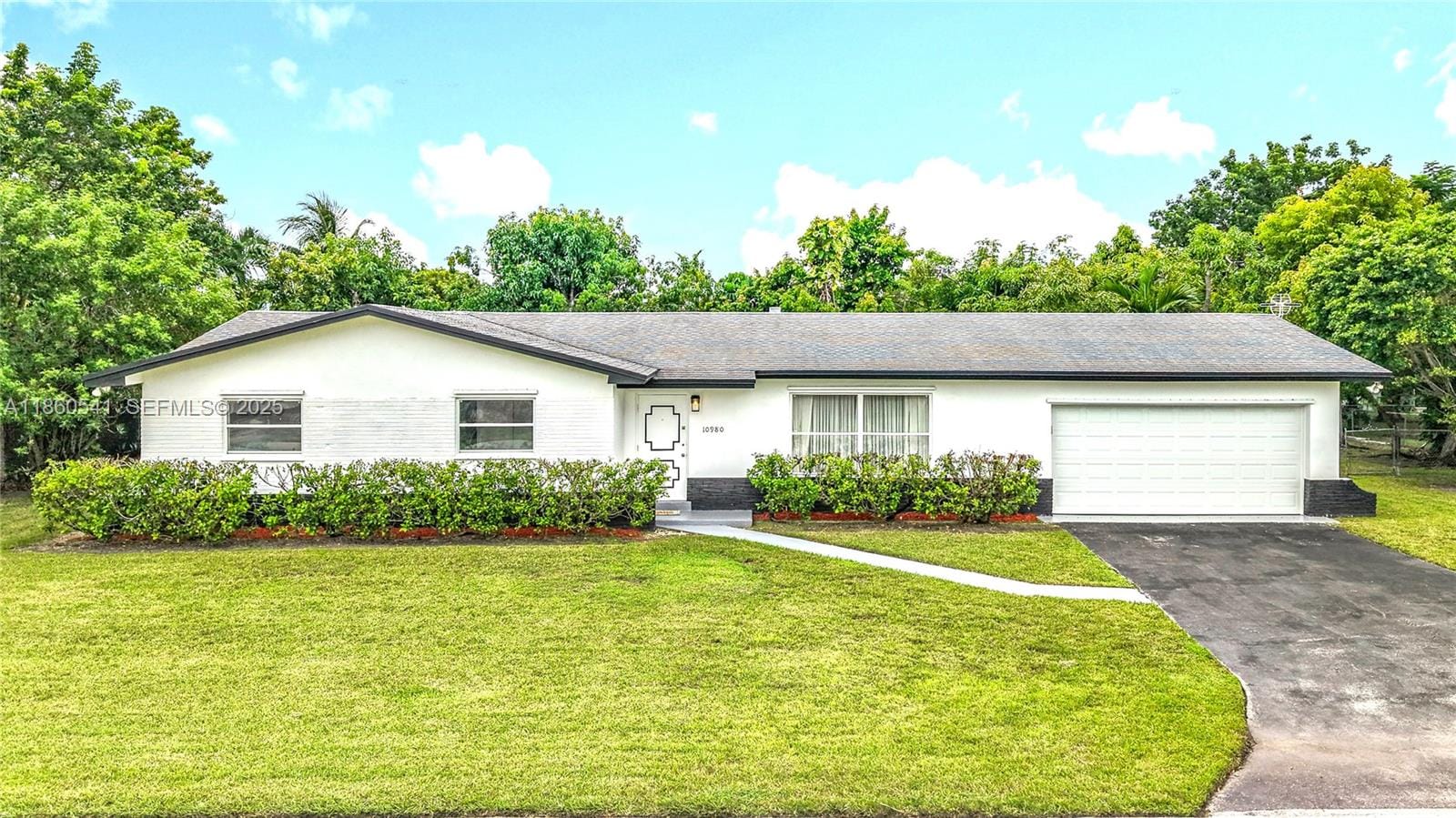 10980 SW 116th Street, Miami, FL 33176