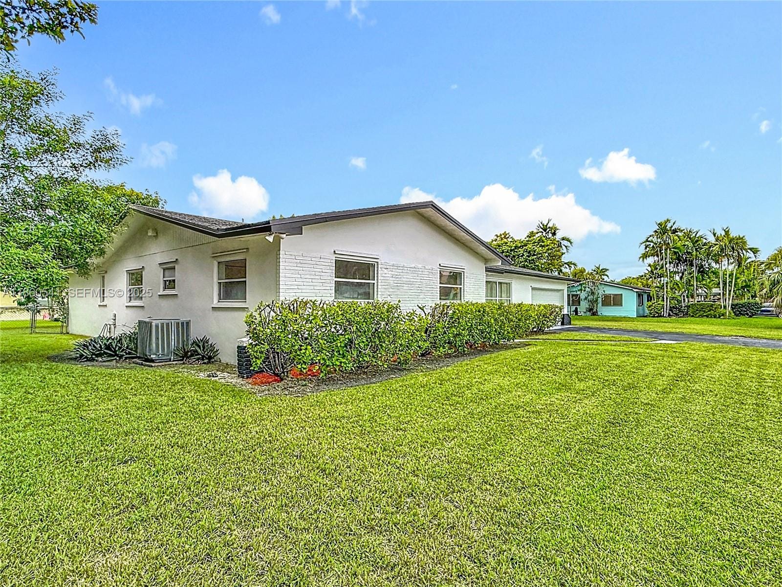 10980 SW 116th Street, Miami, FL 33176 photo 2