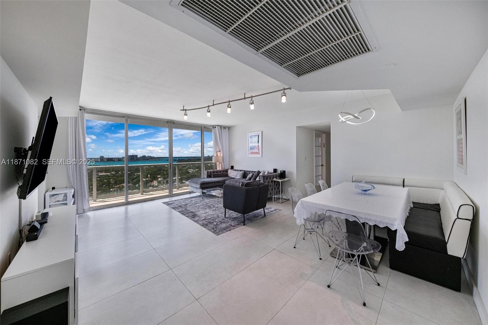 5900 Collins Avenue 1905, Miami Beach, FL 33140 photo 2