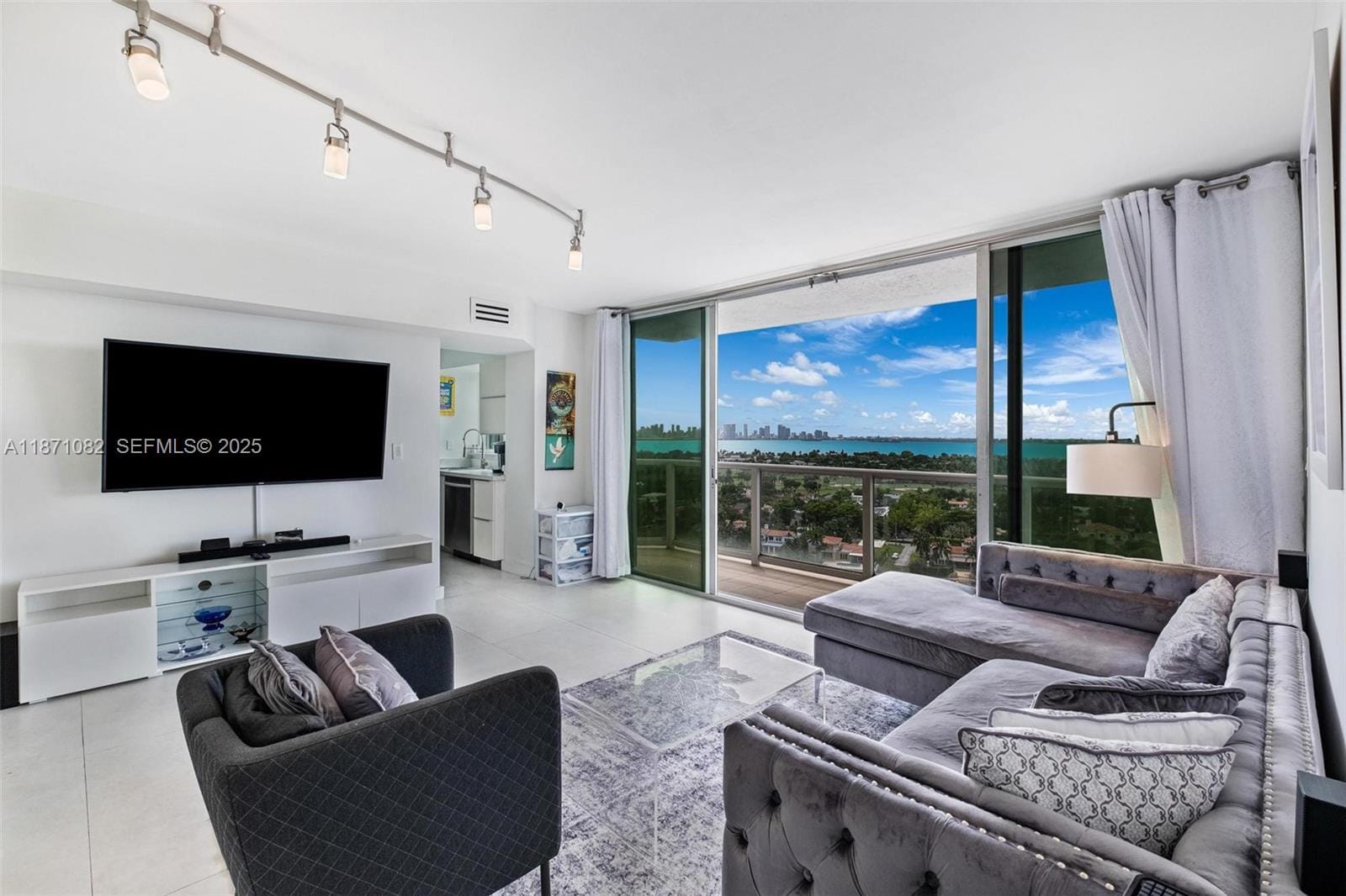 5900 Collins Avenue 1905, Miami Beach, FL 33140 photo 4