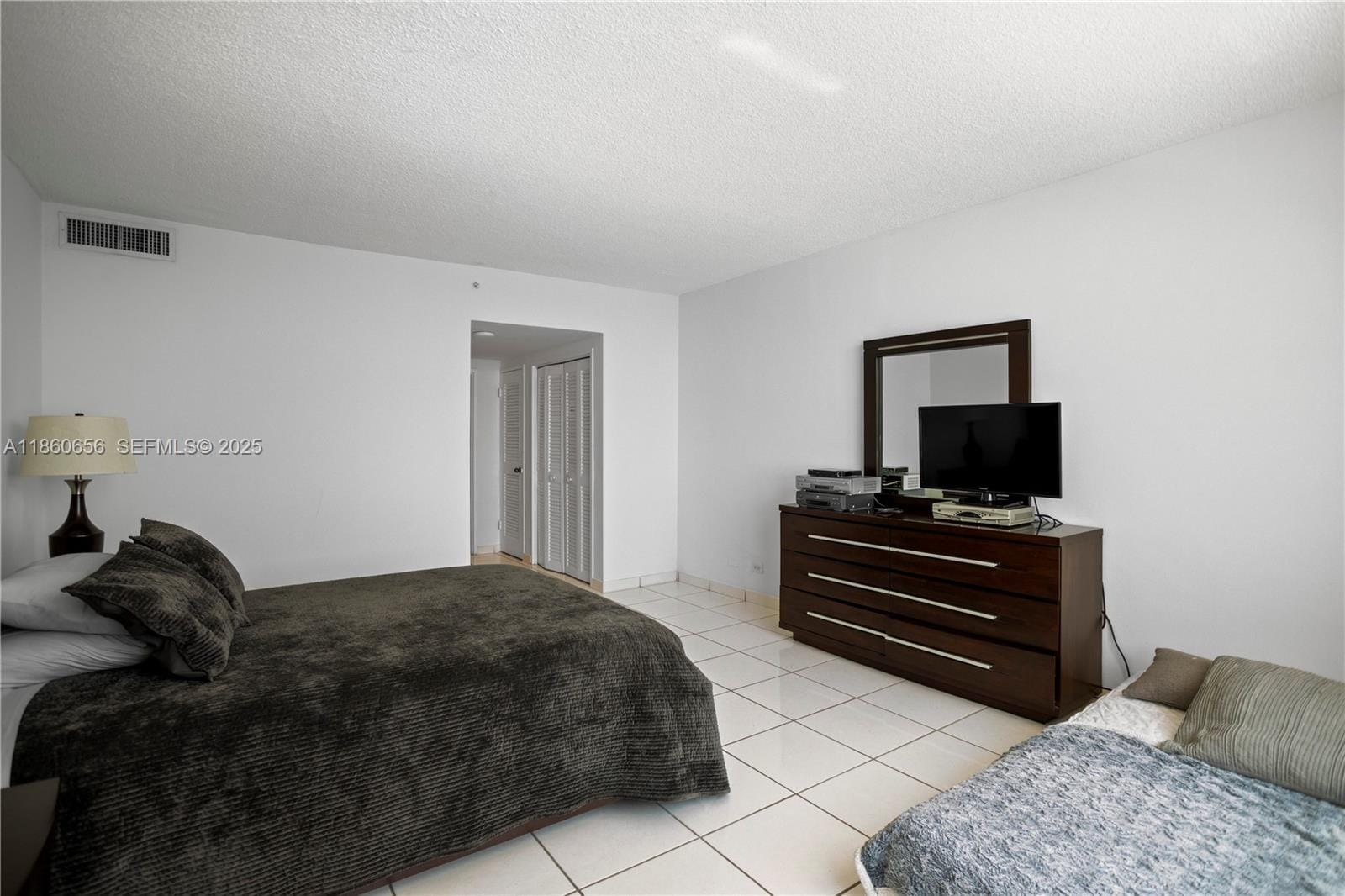 5601 Collins Avenue 1510, Miami Beach, FL 33140 photo 22