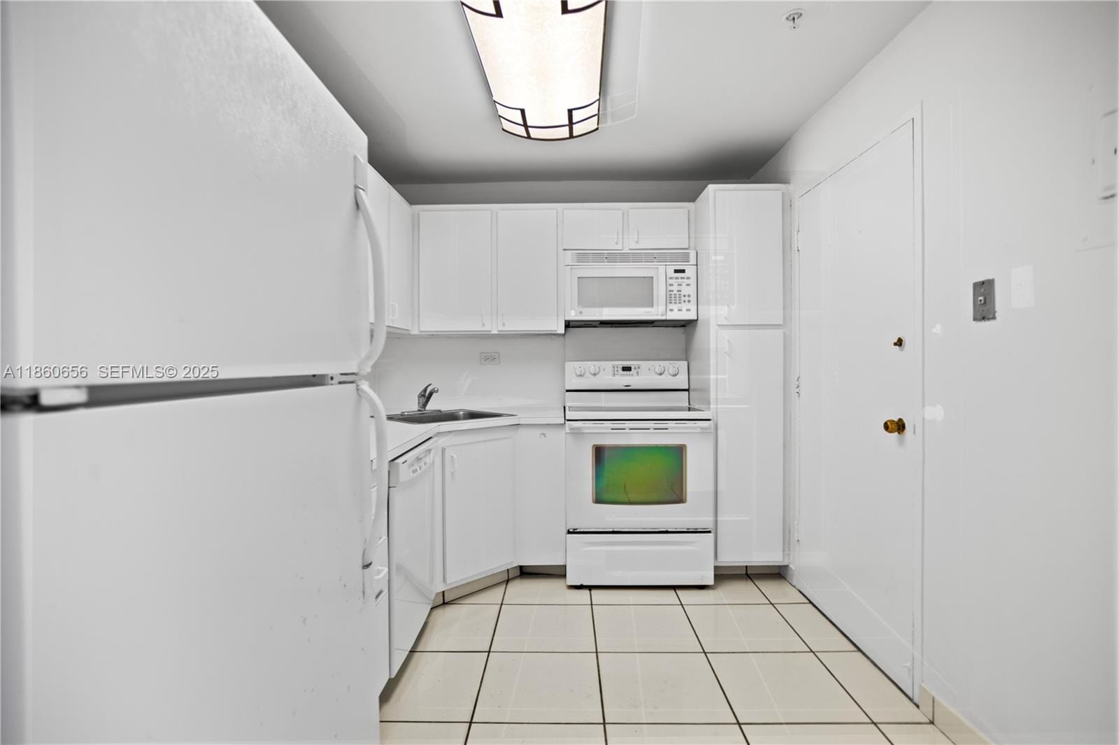5601 Collins Avenue 1510, Miami Beach, FL 33140 photo 28