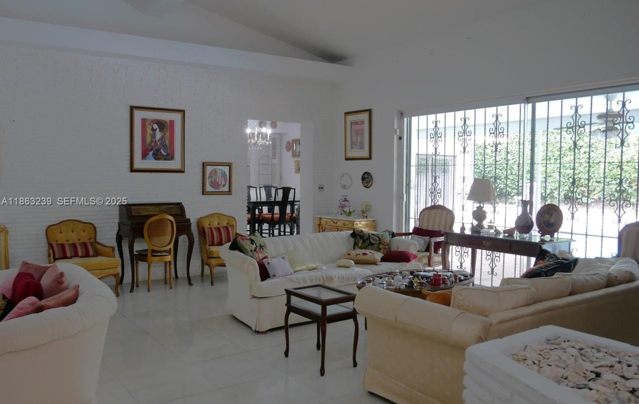 1535 Mercado Avenue, Coral Gables, FL 33146 photo 3