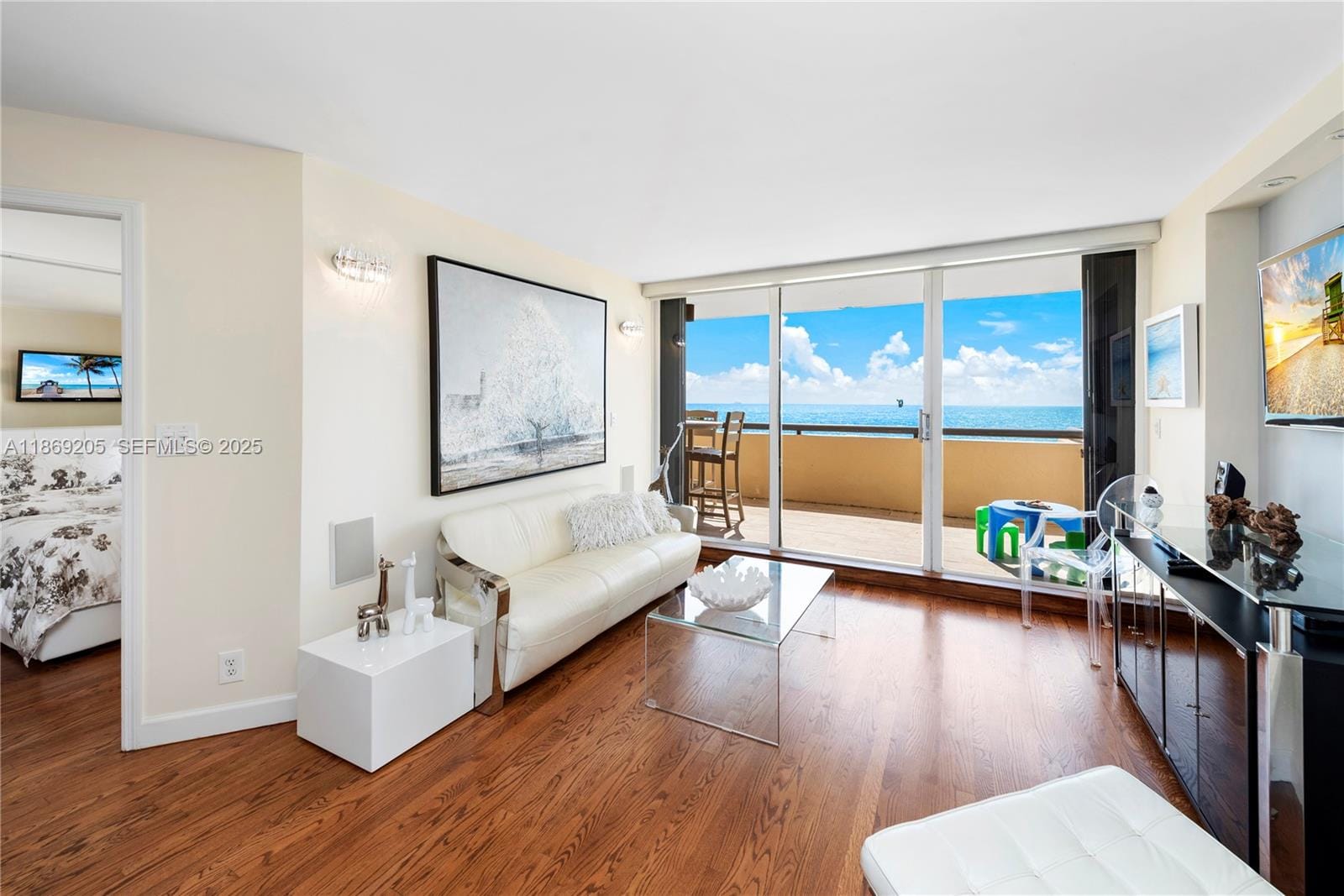 2555 Collins Avenue 607, Miami Beach, FL 33140 photo 11