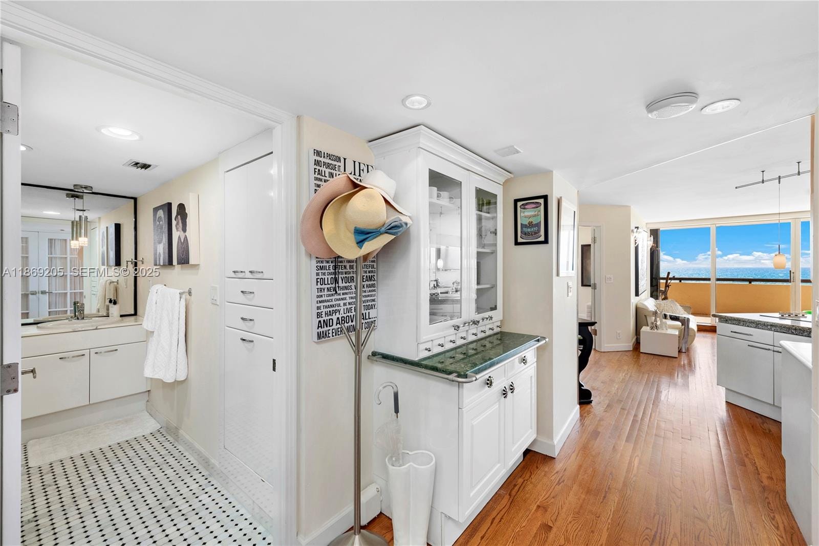 2555 Collins Avenue 607, Miami Beach, FL 33140 photo 16