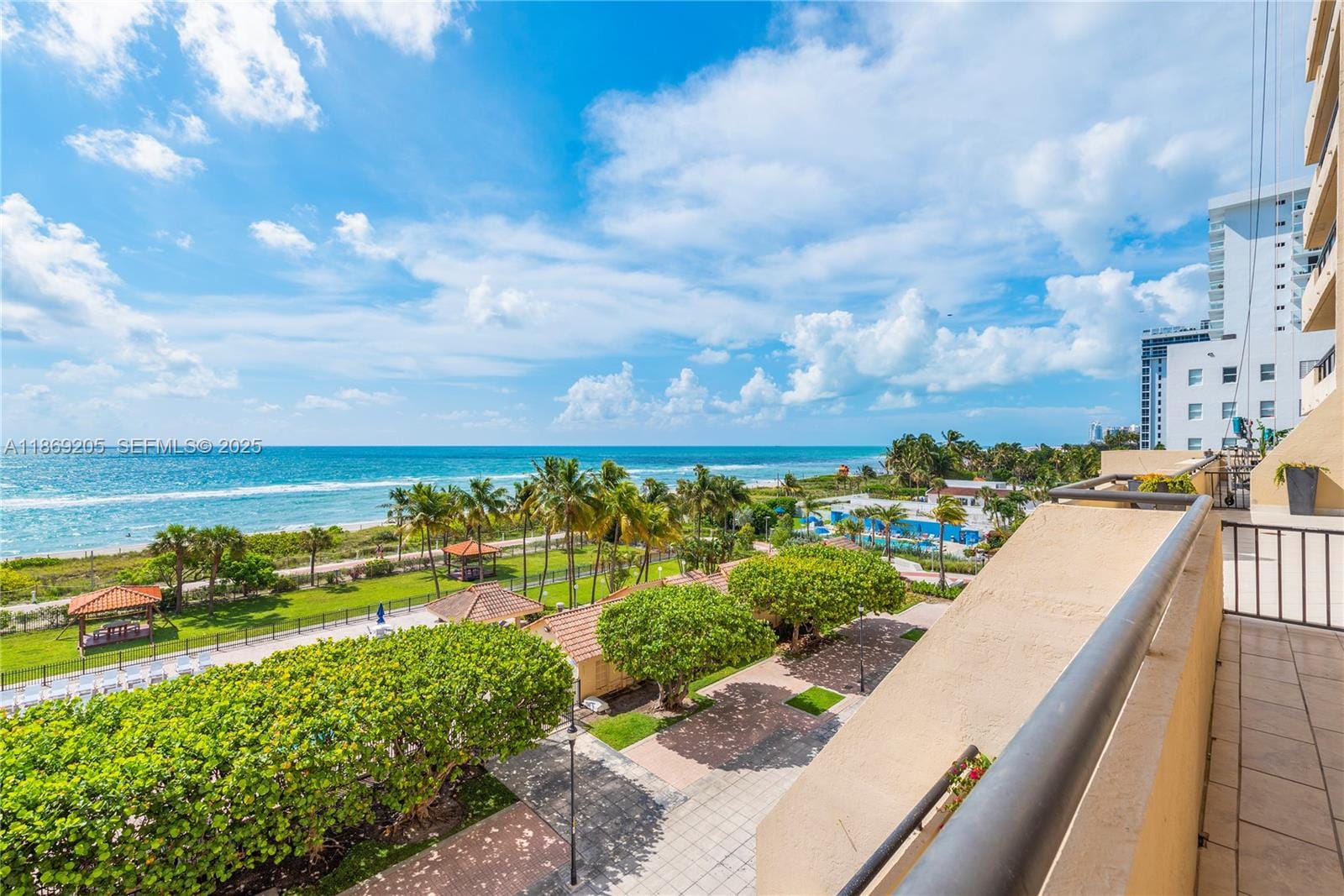2555 Collins Avenue 607, Miami Beach, FL 33140 photo 5