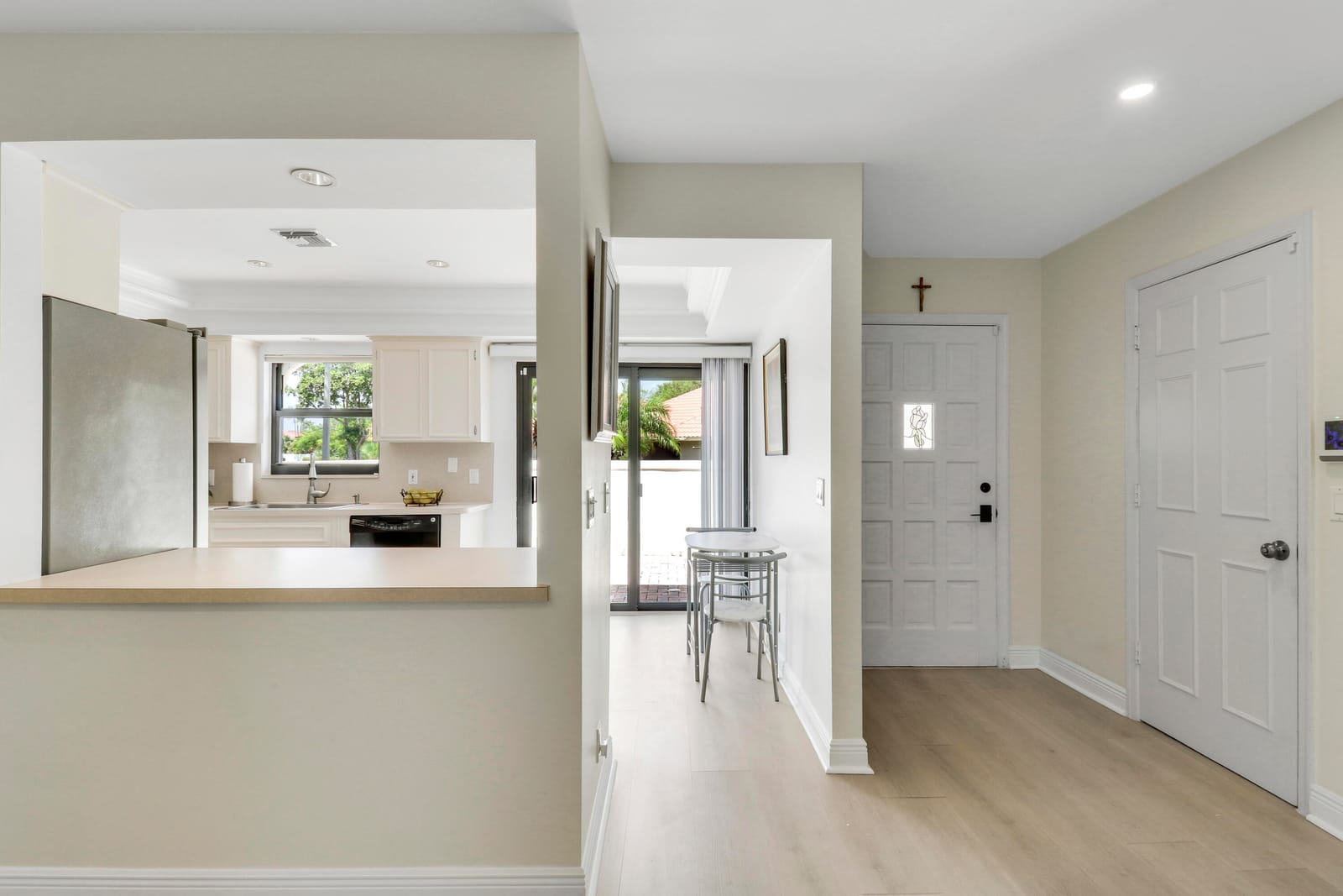 1472 Via Cameron, Jupiter, FL 33477 photo 4