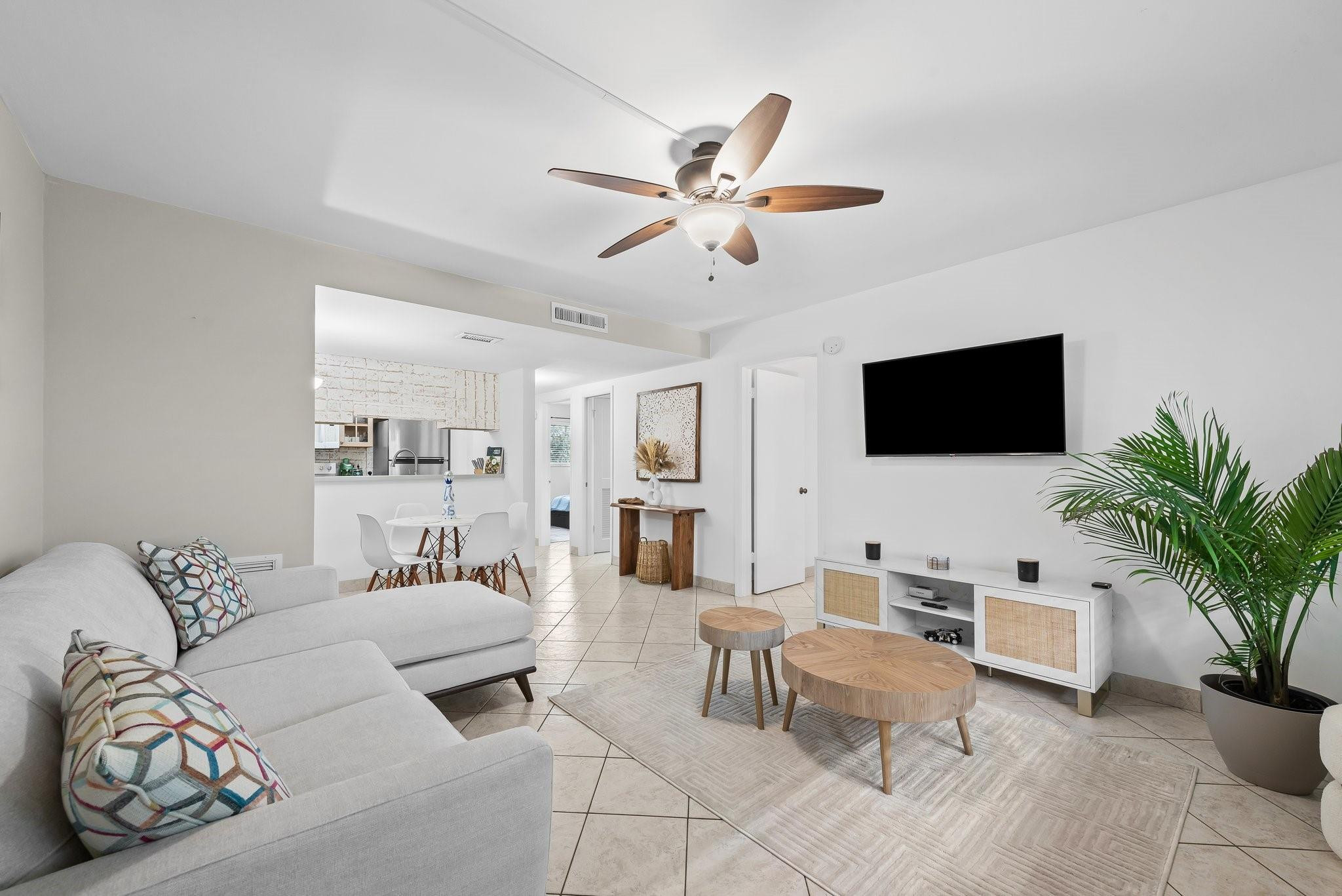 1000 SE 15th Street 103, Fort Lauderdale, FL 33316, Fort Lauderdale