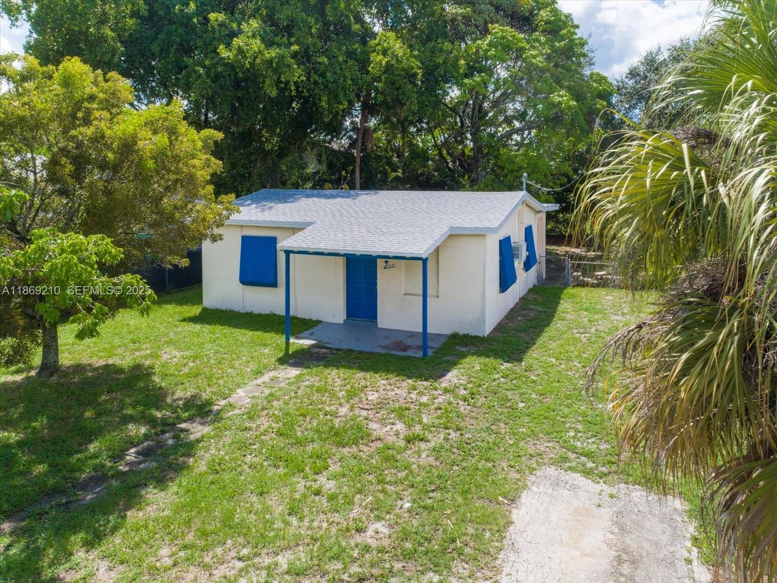 429 NW 14th Terrace, Fort Lauderdale, FL 33311 photo 3