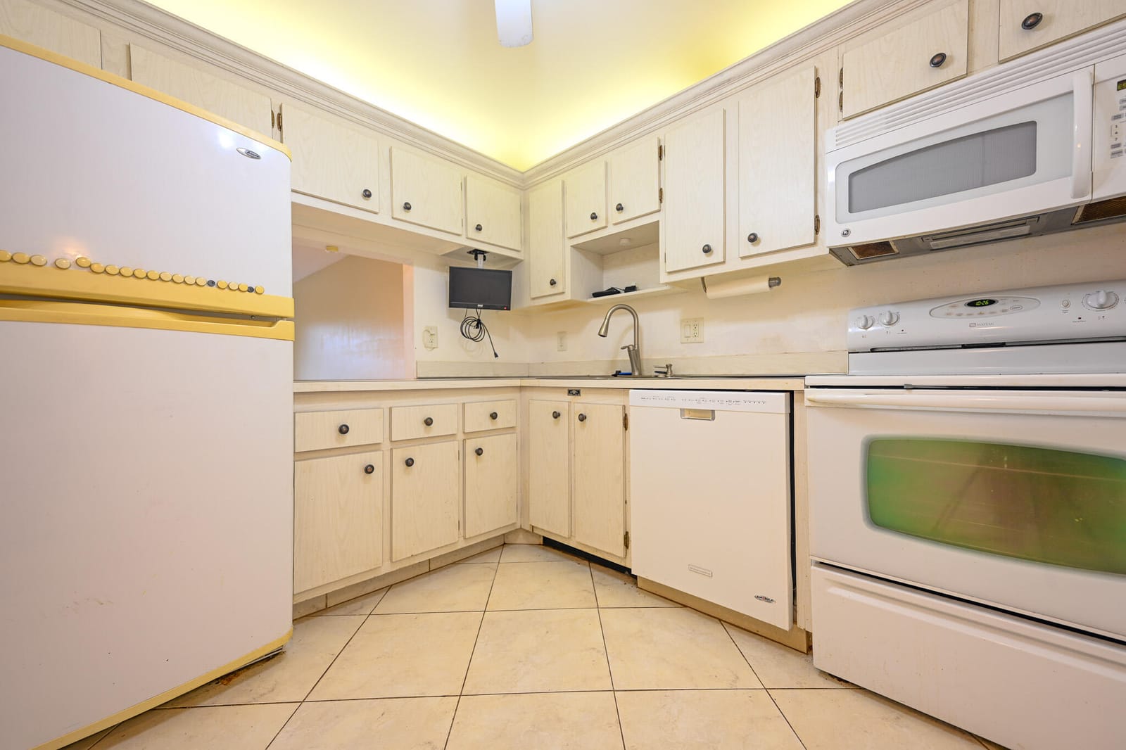 7655 W Atlantic Boulevard 101, Margate, FL 33063 photo 8