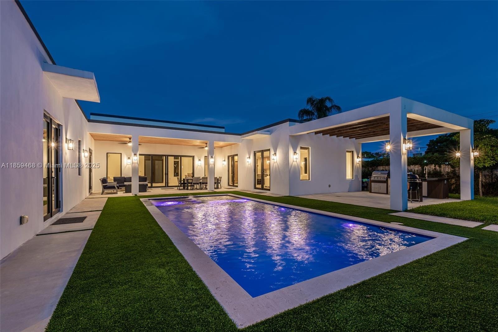 5 bedroom home for sale at 5928 69th, Miami, FL 33143 — $3,400,000