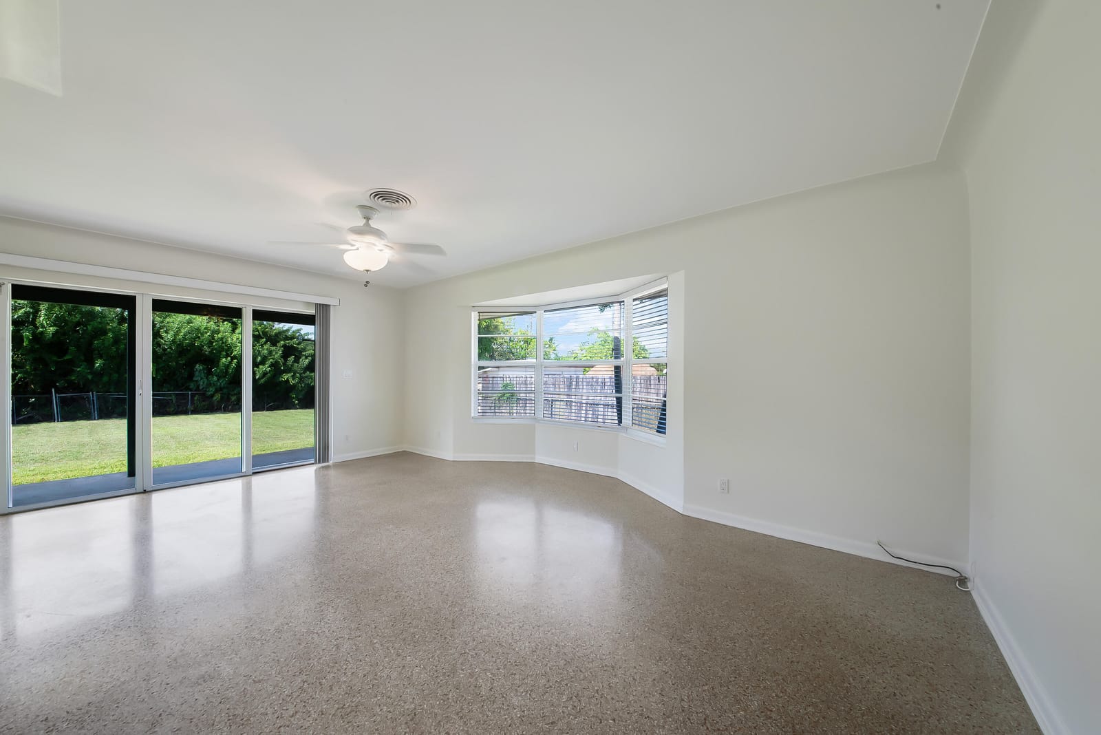 2022 Collier Avenue, Lake Worth, FL 33461 photo 8