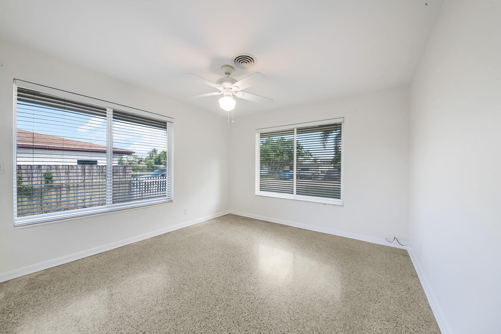 2022 Collier Avenue, Lake Worth, FL 33461 photo 10