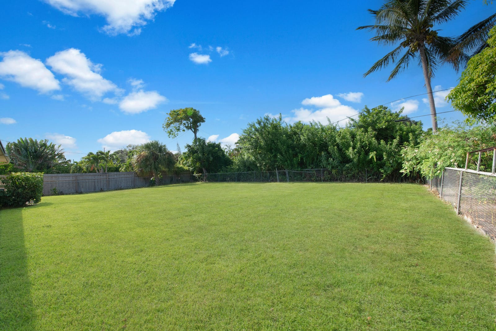 2022 Collier Avenue, Lake Worth, FL 33461 photo 14
