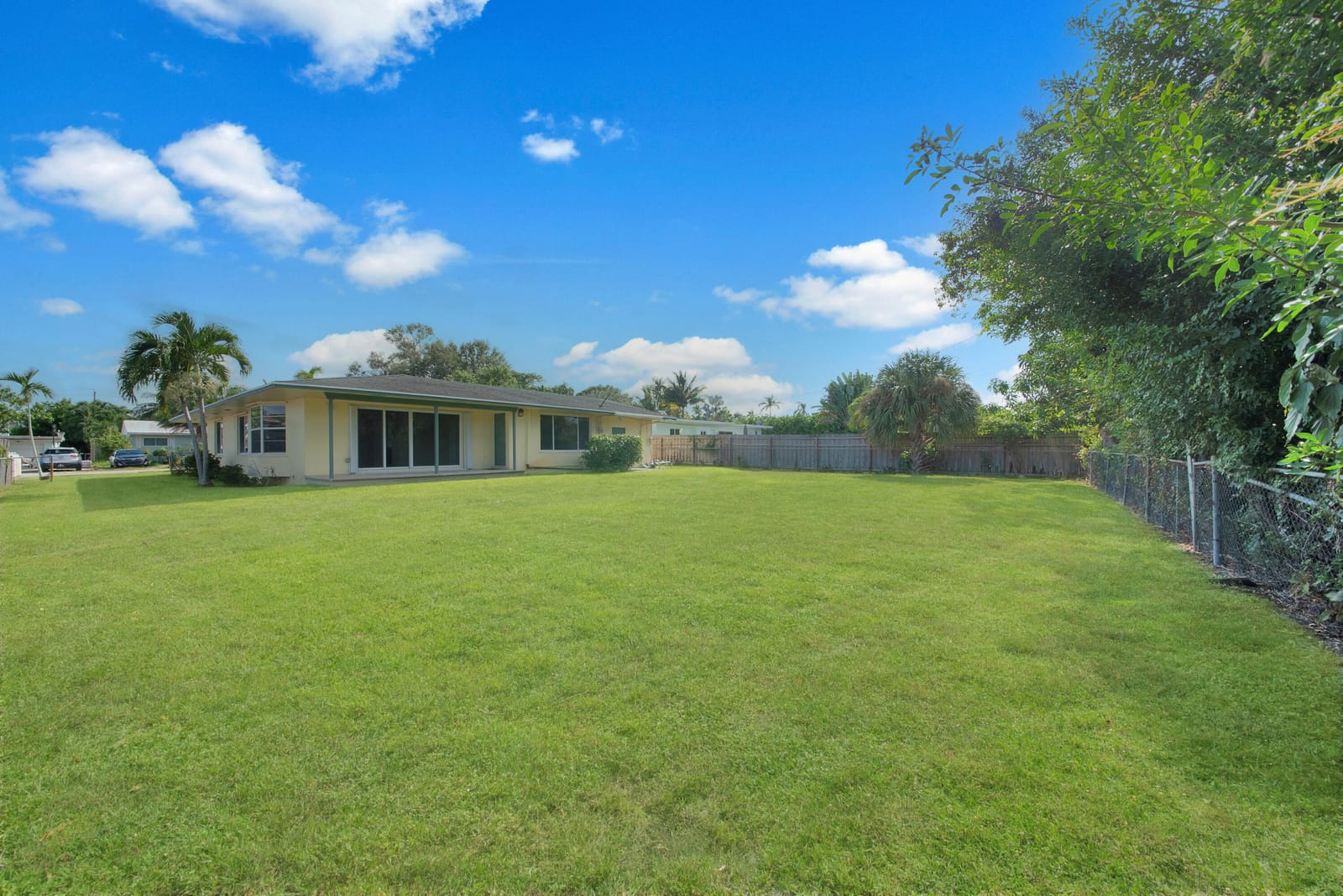 2022 Collier Avenue, Lake Worth, FL 33461 photo 15