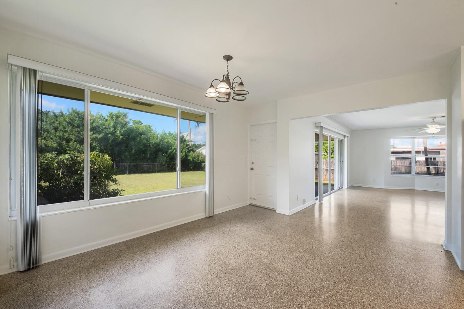 2022 Collier Avenue, Lake Worth, FL 33461 photo 3