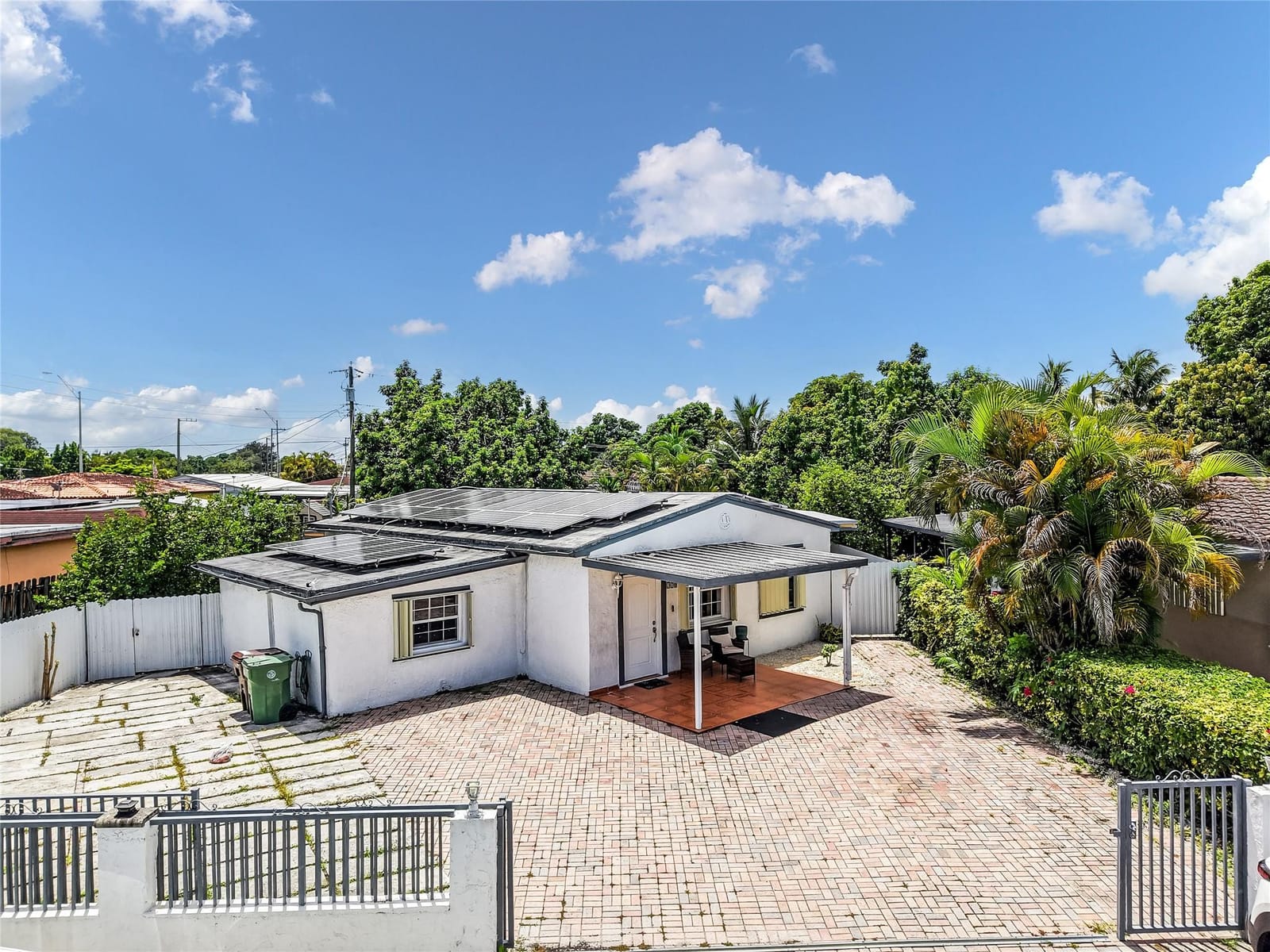 370 E 58th Street, Hialeah, FL 33013