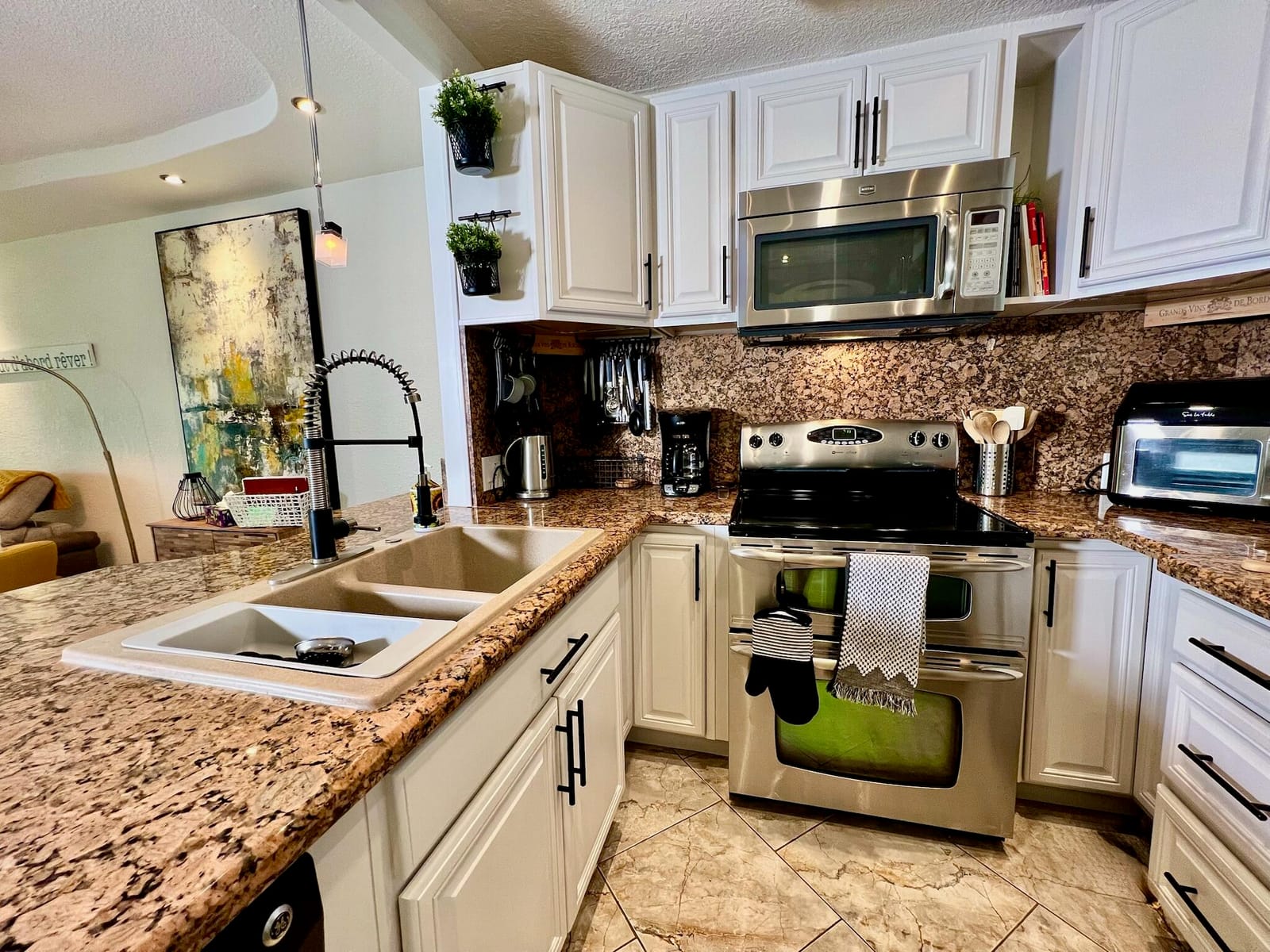 5121 W Oakland Park Boulevard 311, Lauderdale Lakes, FL 33313 photo 4