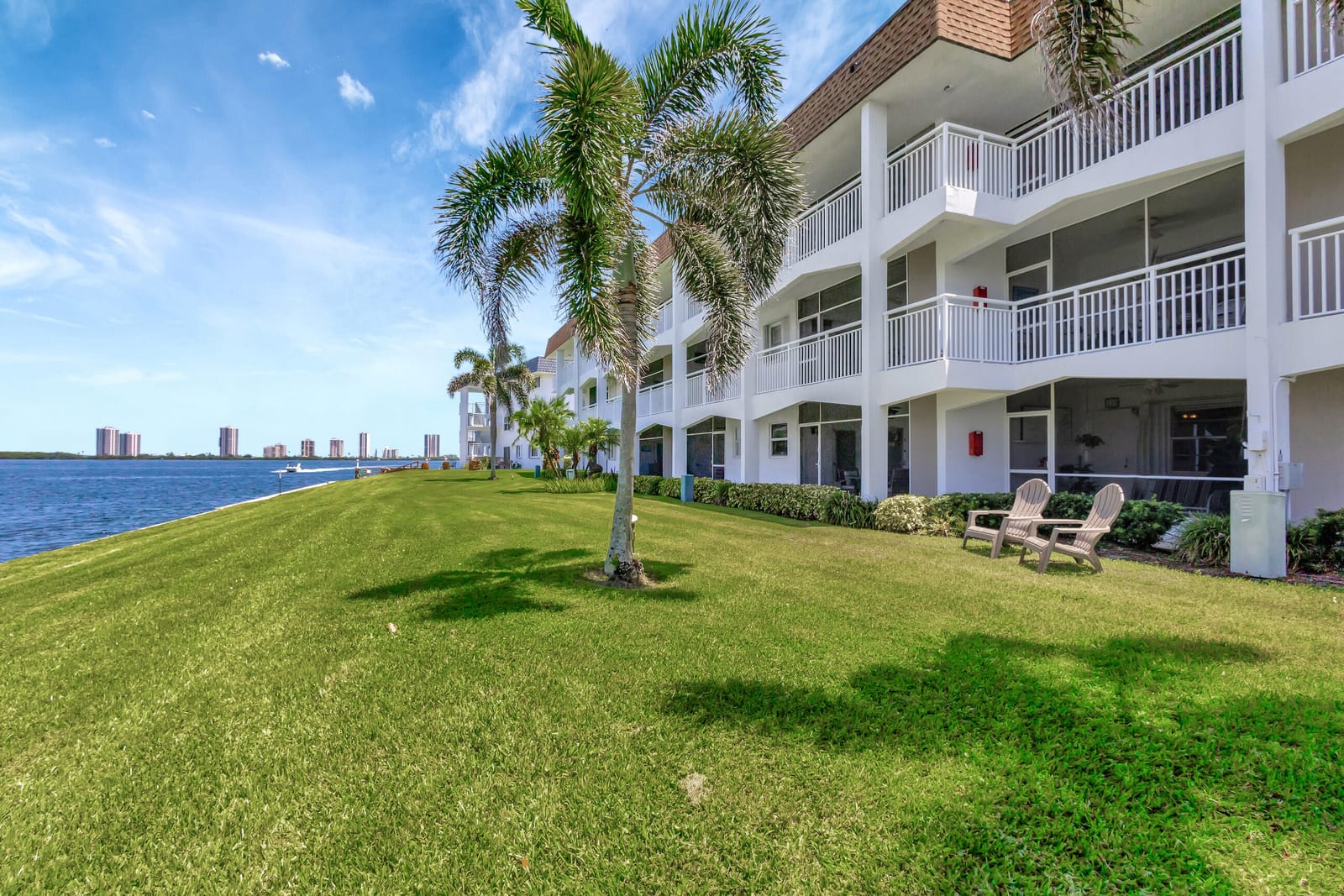 111 Shore Court 306, North Palm Beach, FL 33408 photo 23