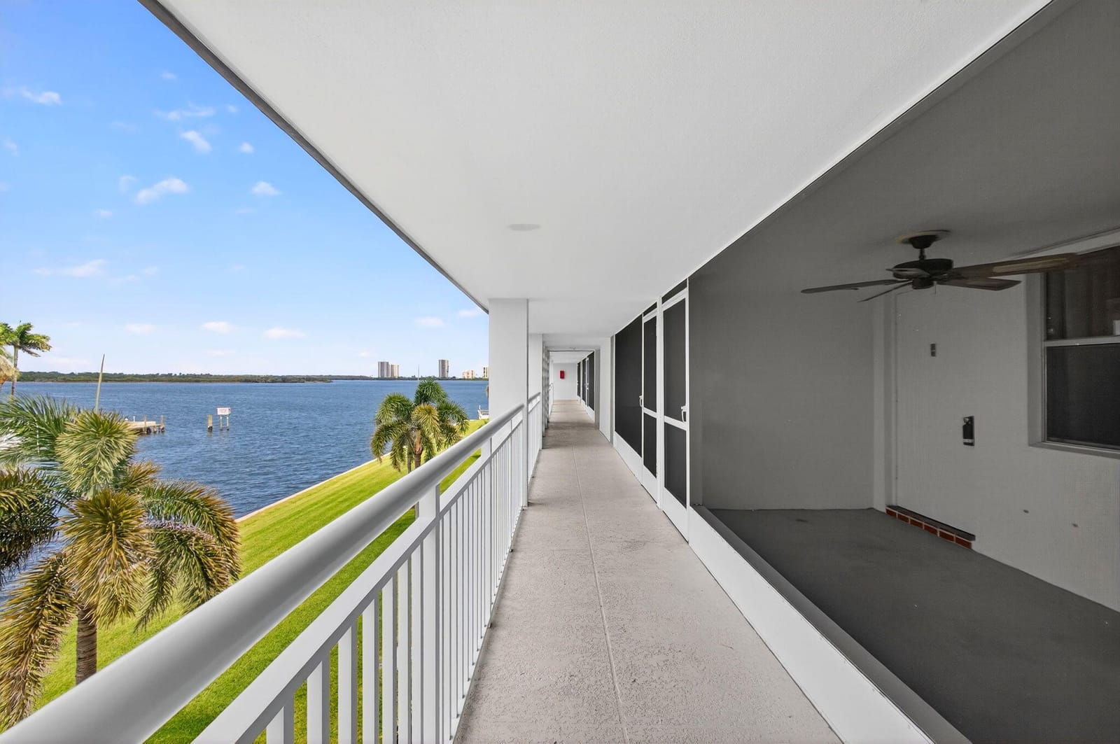 111 Shore Court 306 — photo 8