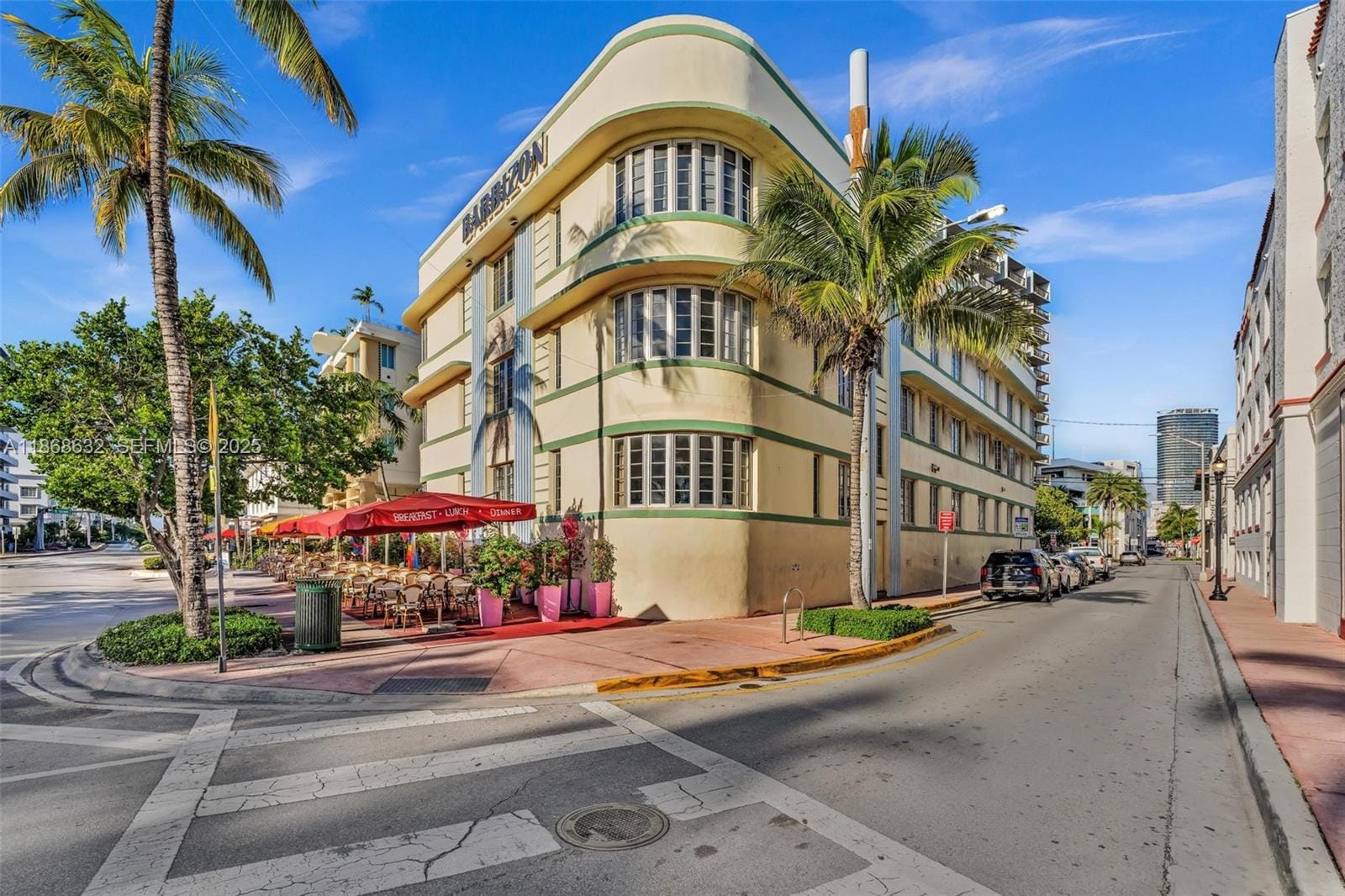 530 Ocean Drive 307, Miami Beach, FL 33139 photo 2