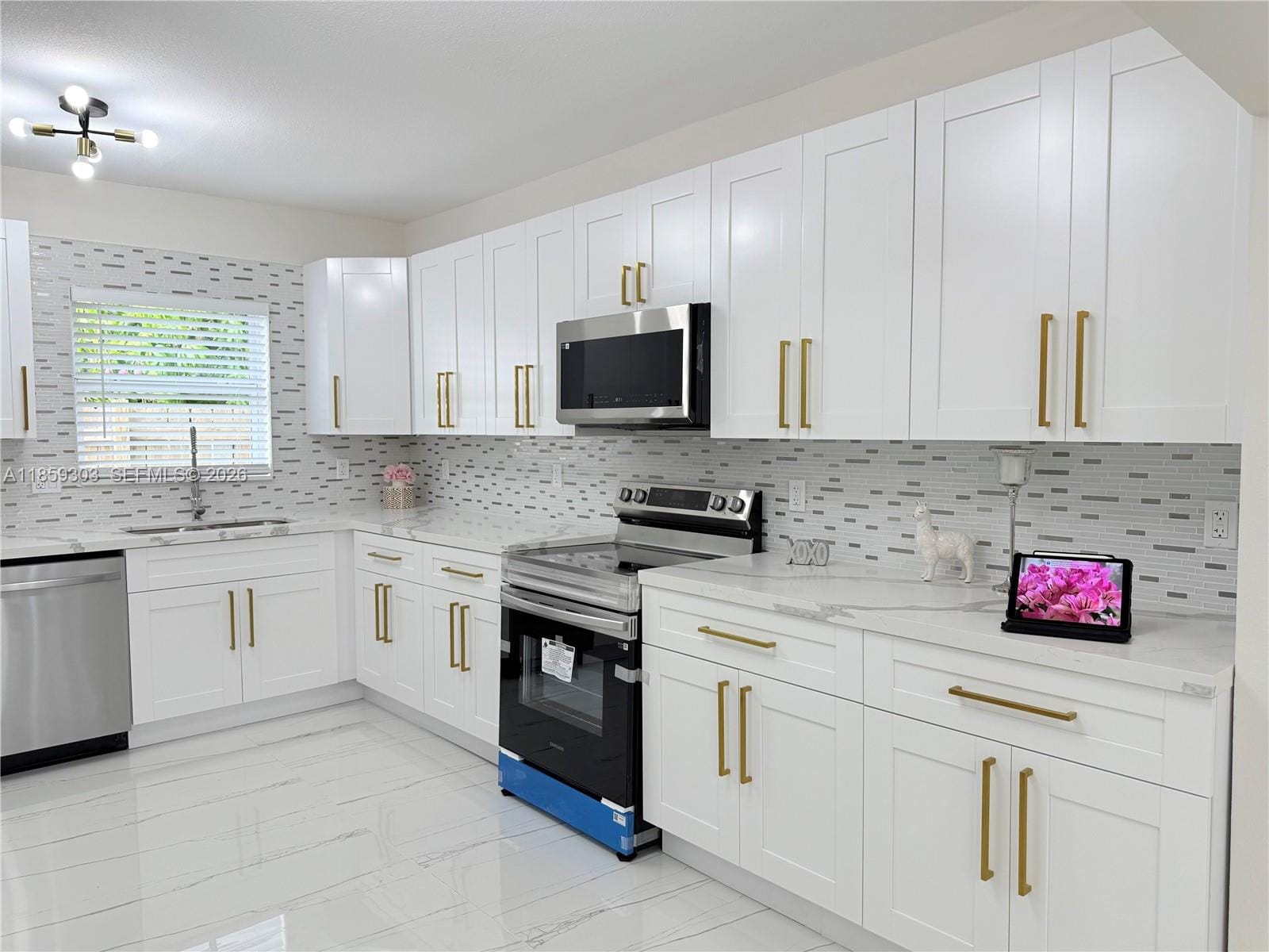 2339 NW 13th Street, Fort Lauderdale, FL 33311