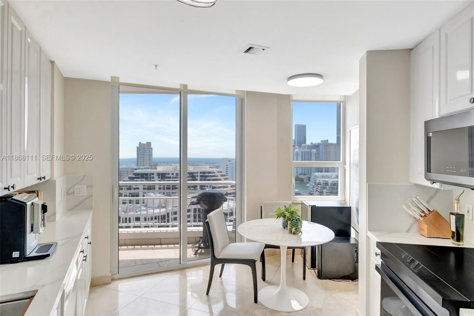 848 Brickell Key Drive 2605, Miami, FL 33131 photo 13