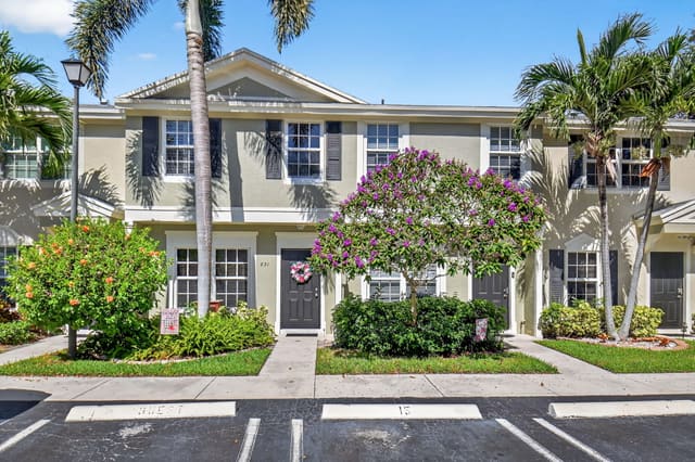 831 Kokomo Key Lane, sold in Kokomo Key, Delray Beach, FL