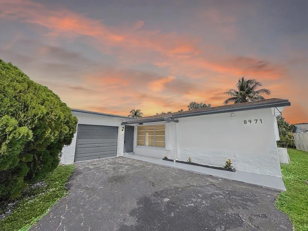 8971 NW 8th Street, Pembroke Pines, FL 33024 photo 2
