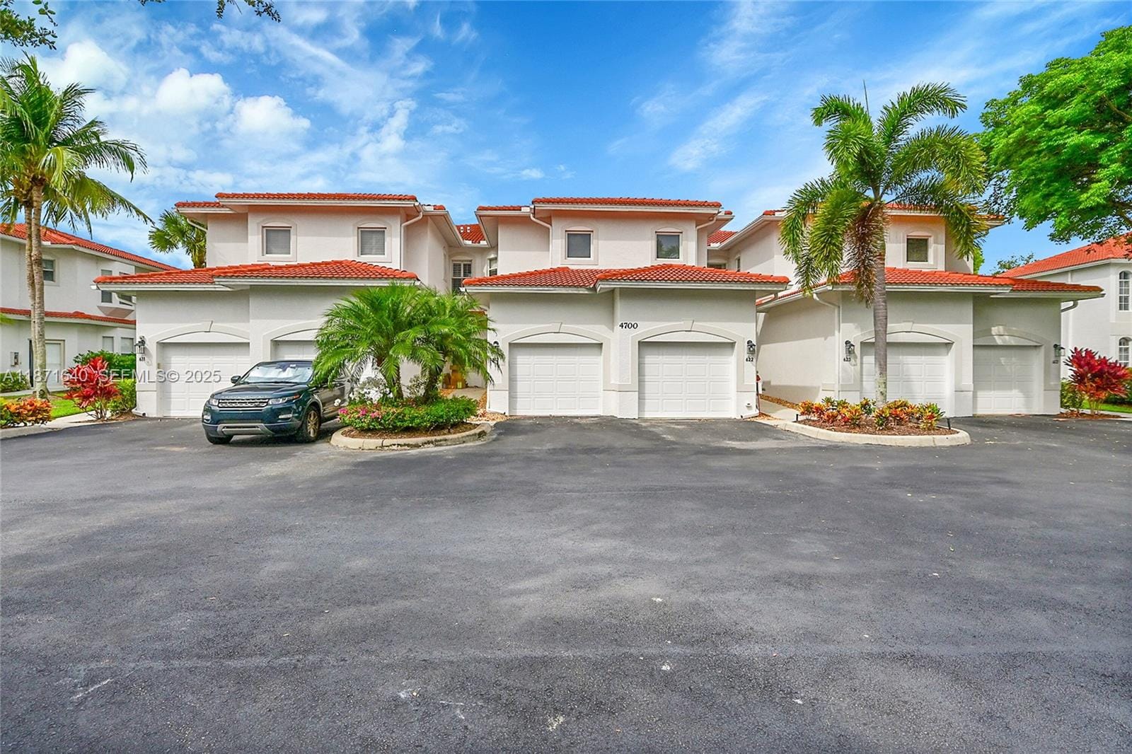 4700 Yacht Harbor Drive 612 — photo 1